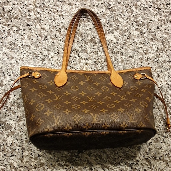 Authentic Louis Vuitton Neverfull - Picture 8 of 8